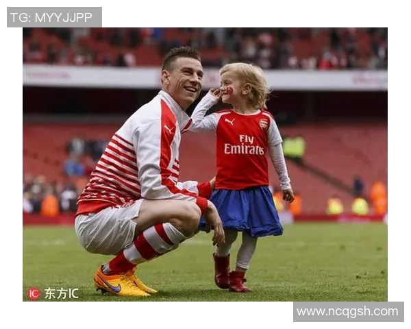 足球明星小公仔的可爱形象与球场风采完美结合的精彩瞬间展示 足球明星小公仔的可爱形象与球场风采完美结合的精彩瞬间展示