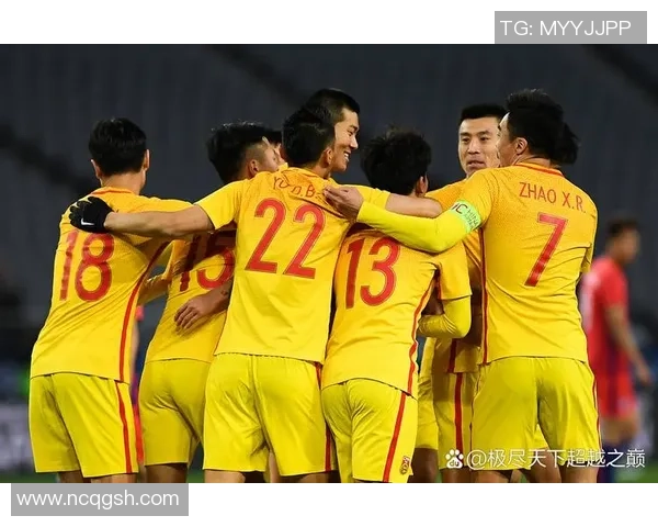 足球明星头顶球技艺大比拼展现惊人技巧与默契配合的精彩瞬间